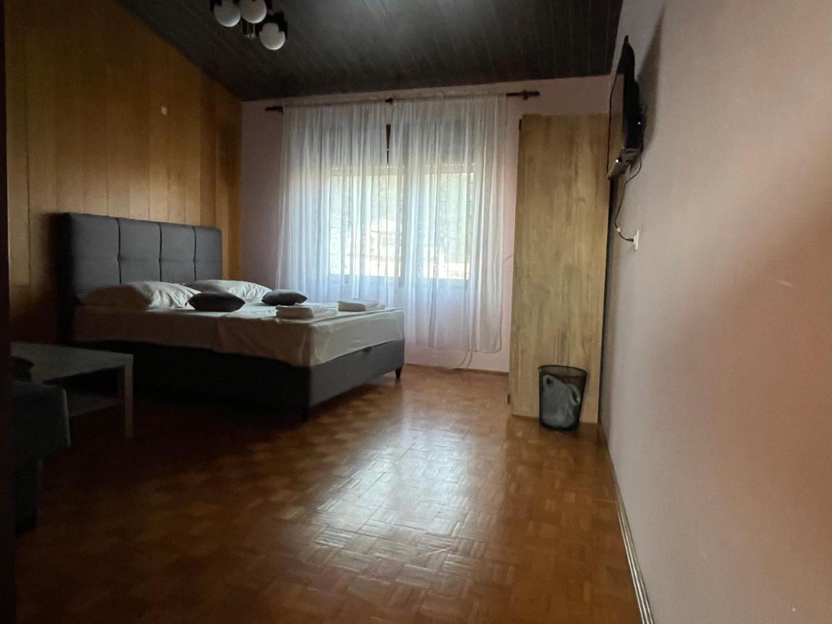 Apartment Ado Selce Eksteriør bilde